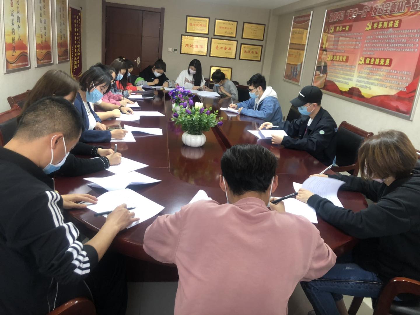 1588727655516537qtQg.jpg 微信圖片_20200429160844.jpg