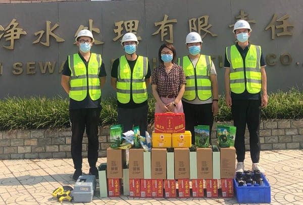 監(jiān)測(cè)中心開展“夏送清涼 情系一線”慰問活動(dòng)_副本.jpg