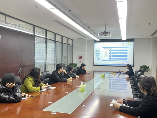 1639537283303257Byuu.jpg 智信公司組織開展新員工入職培訓_副本.jpg