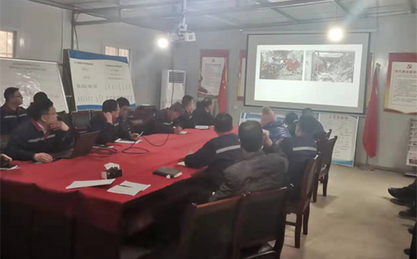 秦楓公司組織安全專題會議部署復工復產(chǎn)安全生產(chǎn)工作_副本.jpg